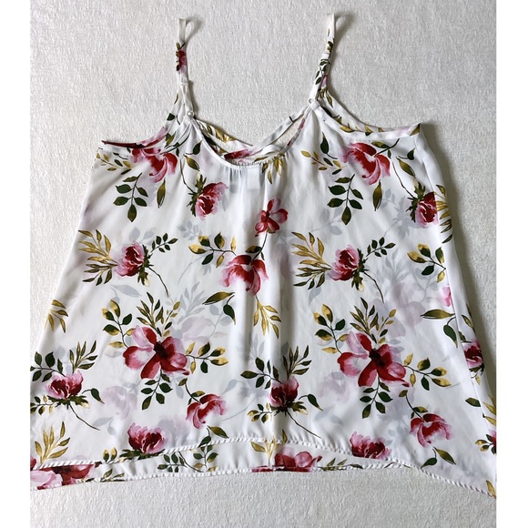 Torrid Floral Print Challis Cami Woman’s 1X Sharkbite Hem Cream & Pink Color - Picture 5 of 8